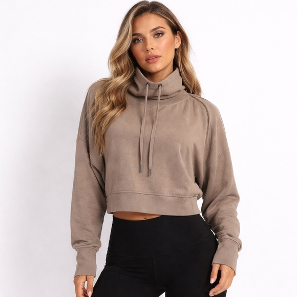 Sweaty Betty Tops - Sweaty Betty taupe Cropped Sweatshirt Medium Yoga Workout Gym Lounge